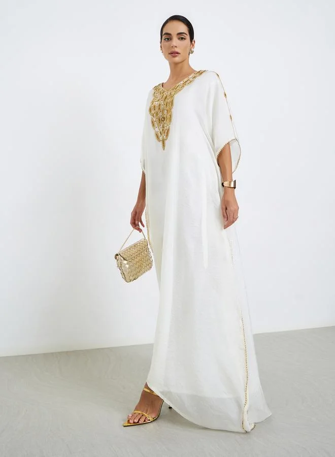 مكسيم كريشن جلابية مزخرفة بياقة على شكل حرف