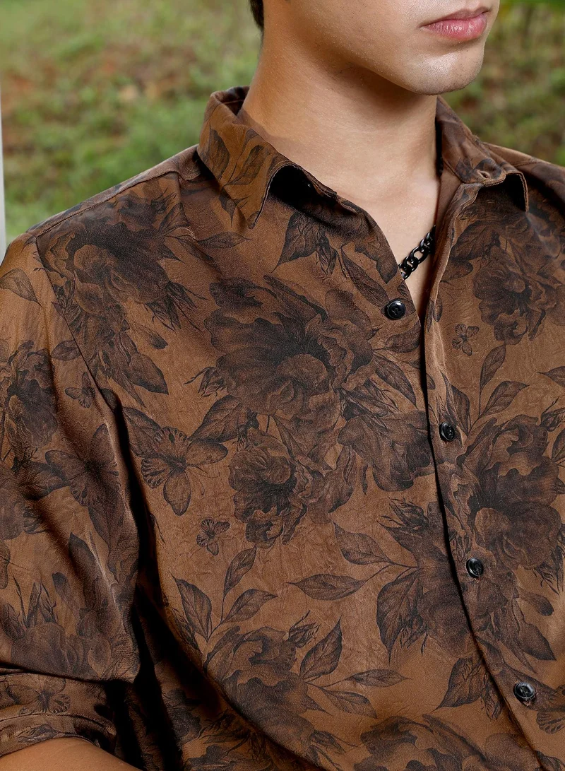 Campus Sutra Campus Sutra Men Papillon-Garden Imprint Shirt | Relaxed Fit With Spread Collar & Floral Pattern | Lightweight Polyester Fabric | Club Wear & Casual Outings | Chocolate Brown