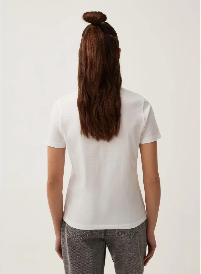 او في اس Cotton T-shirt with print