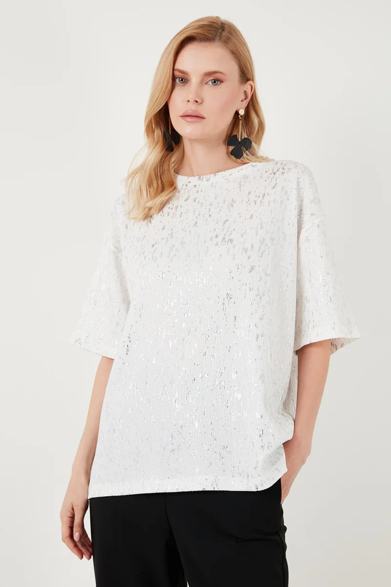 ليلا Shiny Oversize Fit Crew Neck Blouse Women's Blouse 5865816