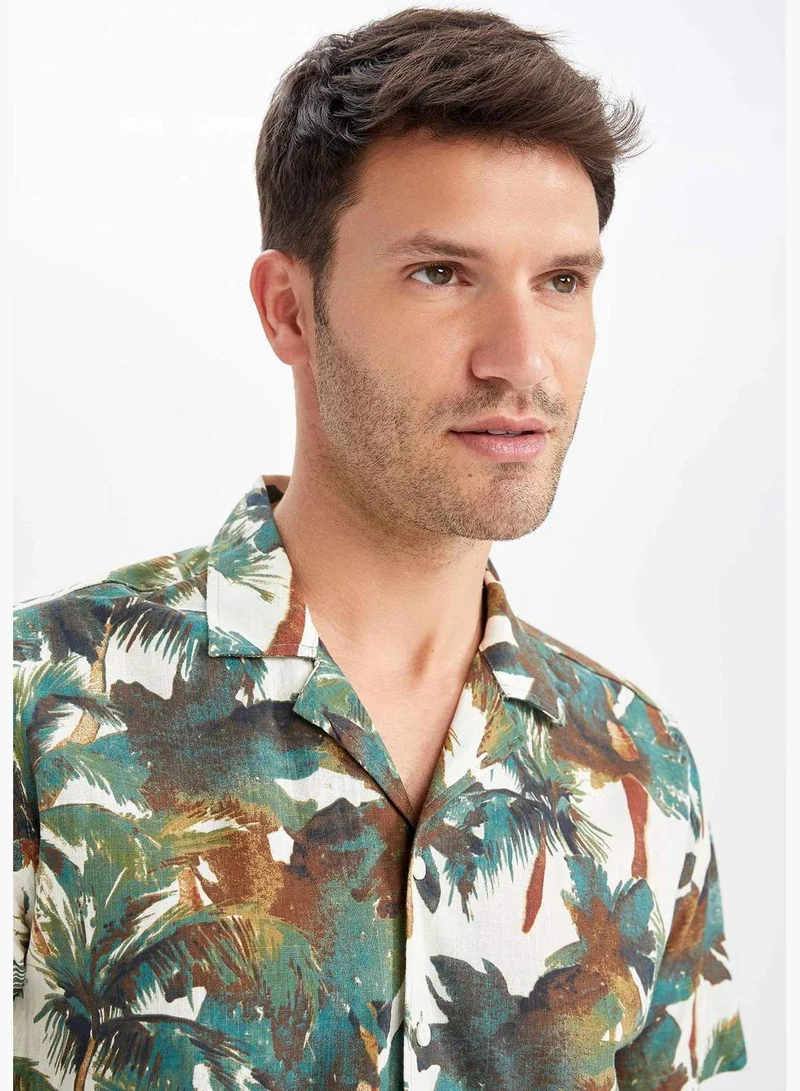 ديفاكتو Regular Fit Shorts Sleeve Jungle Print Shirt