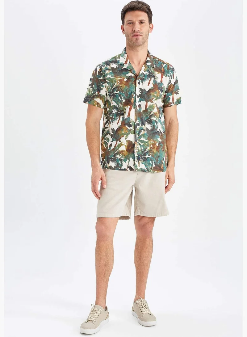 ديفاكتو Regular Fit Shorts Sleeve Jungle Print Shirt