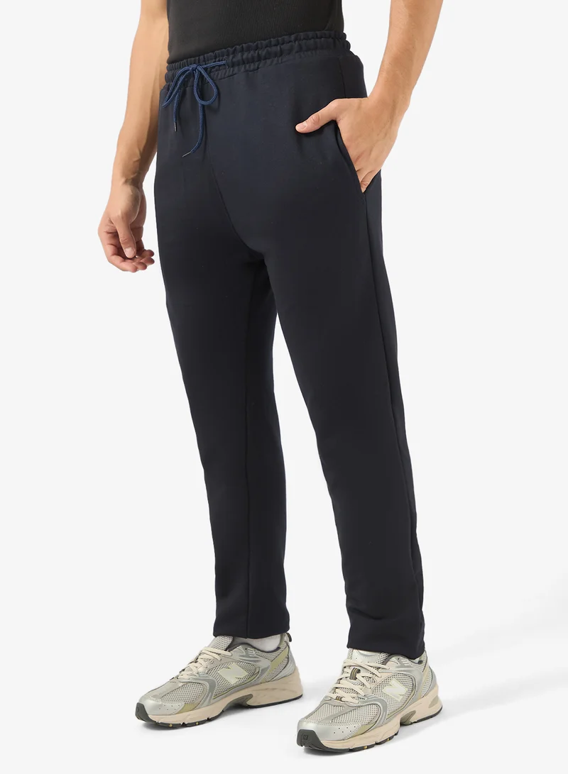 سفنتي فايف بيسيكس بنطلون رياضي بقصة ضيقة وفتحة سفلية