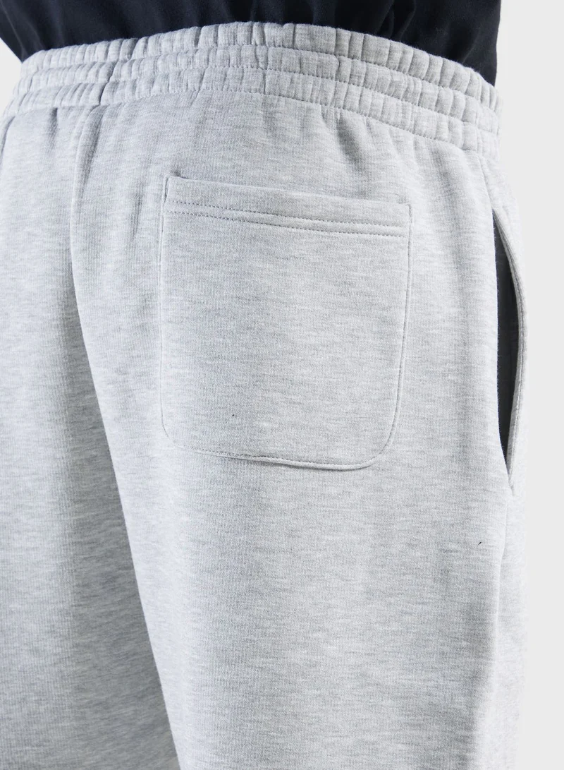 New Balance Essential Fleece Sweatpants