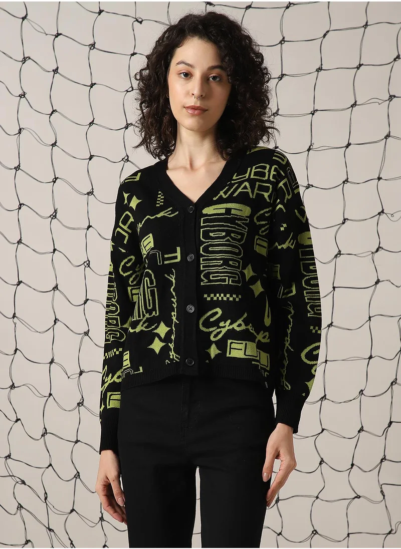 هوبرهولمي Women's Green 100% Acrylic Solid Sweater
