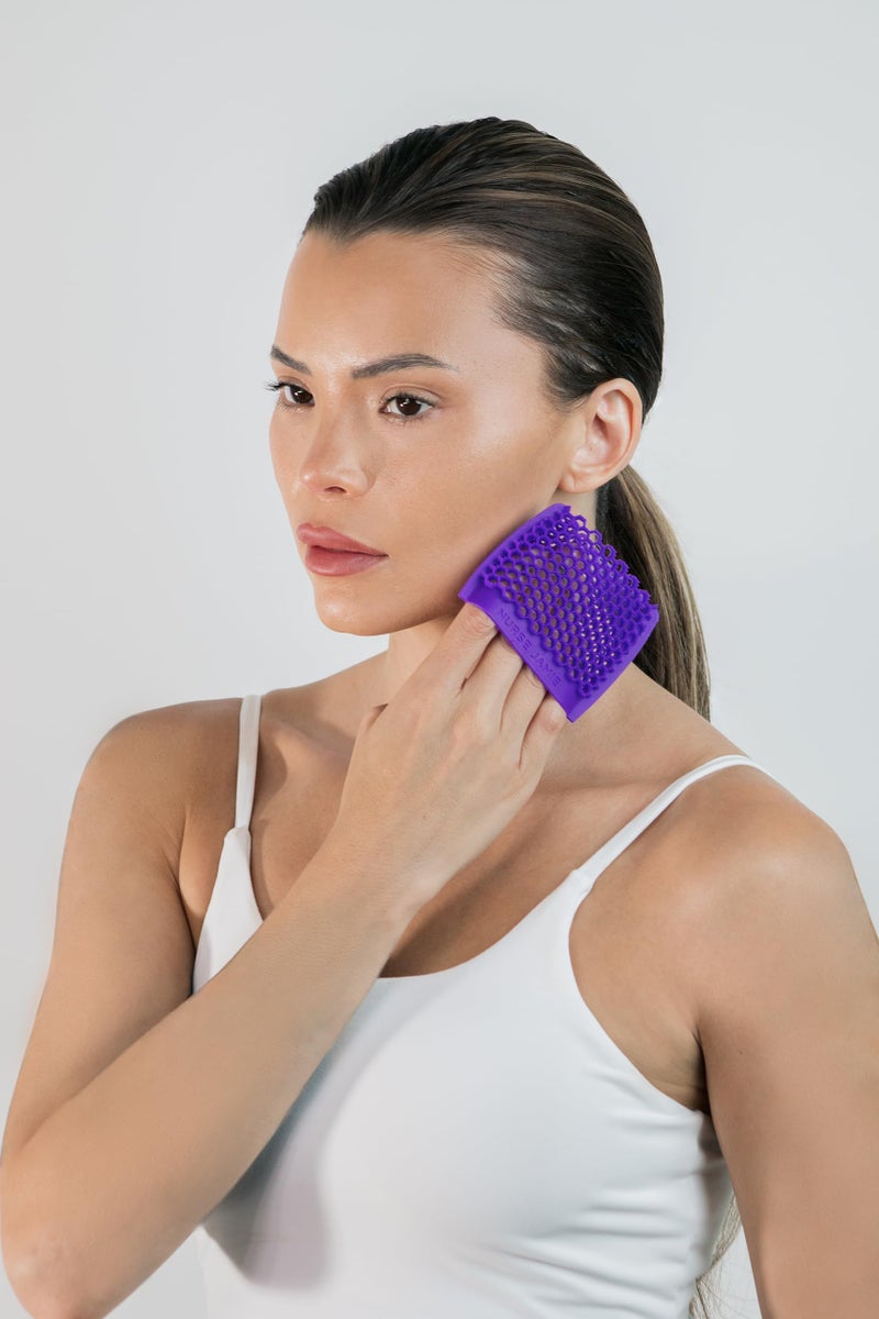 Nurse Jamie Exfoliband Silicone Loofah â€“ Purple- Dual-Texture Exfoliating & Cleansing Tool for Smooth, Refreshed Skin - Image 2