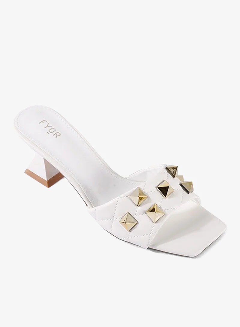 فايور حذاء مفتوح مربع بكعب مرصع