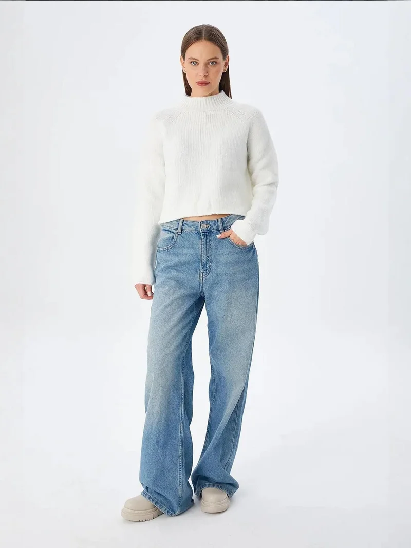 Mixray White MIXRAY Women's Cropped Textured Knit Sweater for Women | Best Price UAE