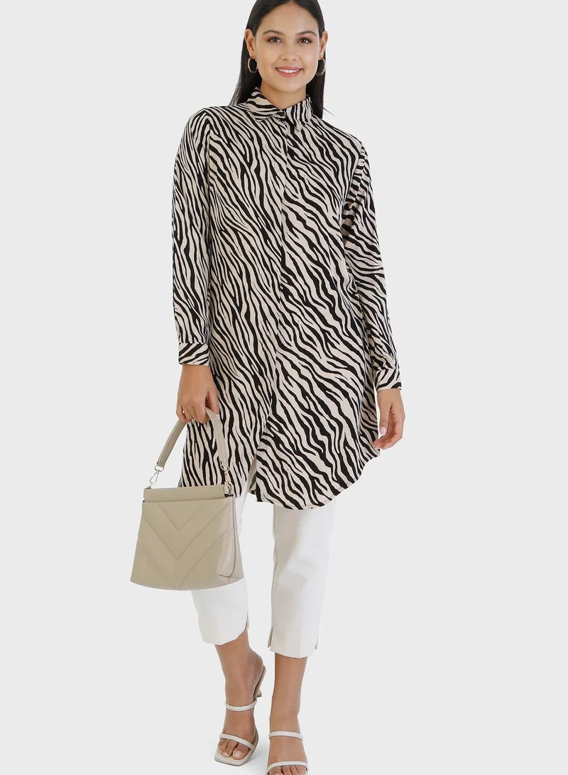 زينانا من مودانيسا تونيك مطبع بياقة دائرية