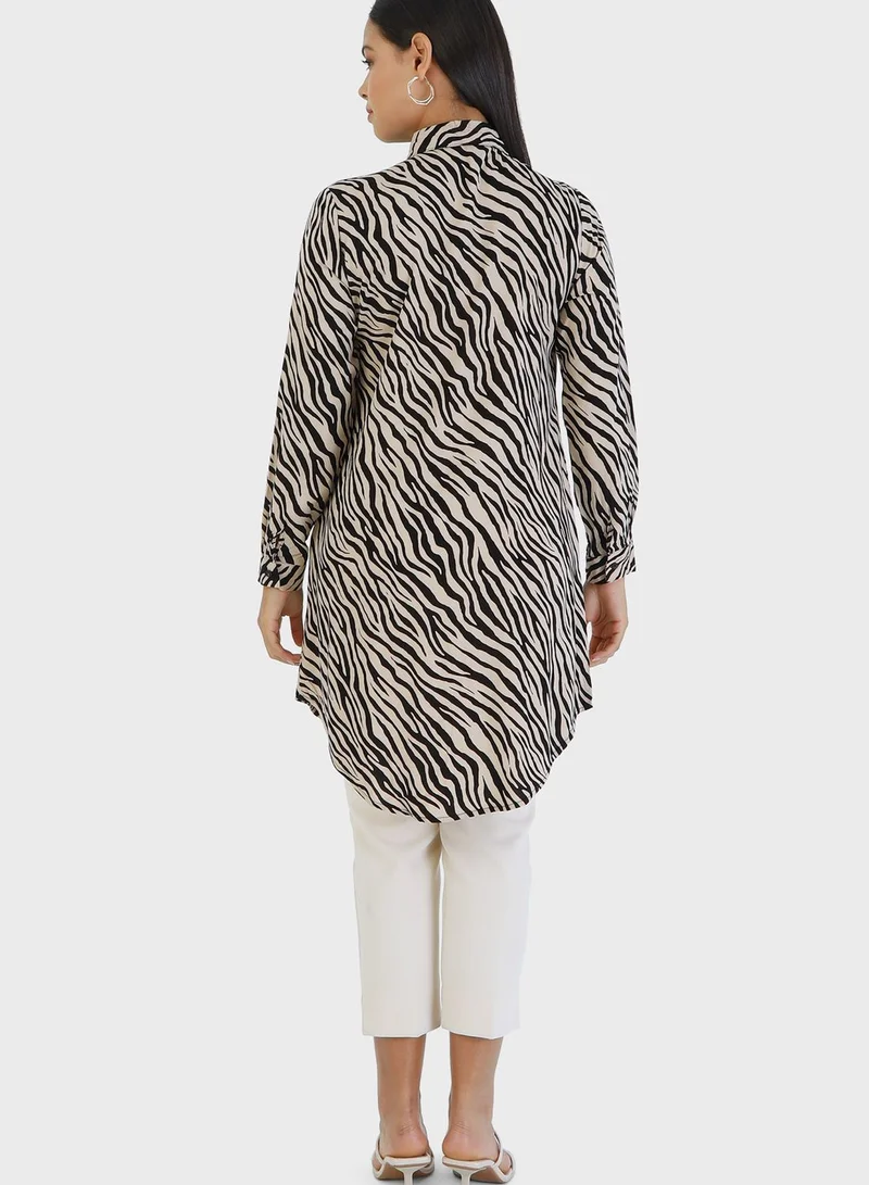 زينانا من مودانيسا تونيك مطبع بياقة دائرية