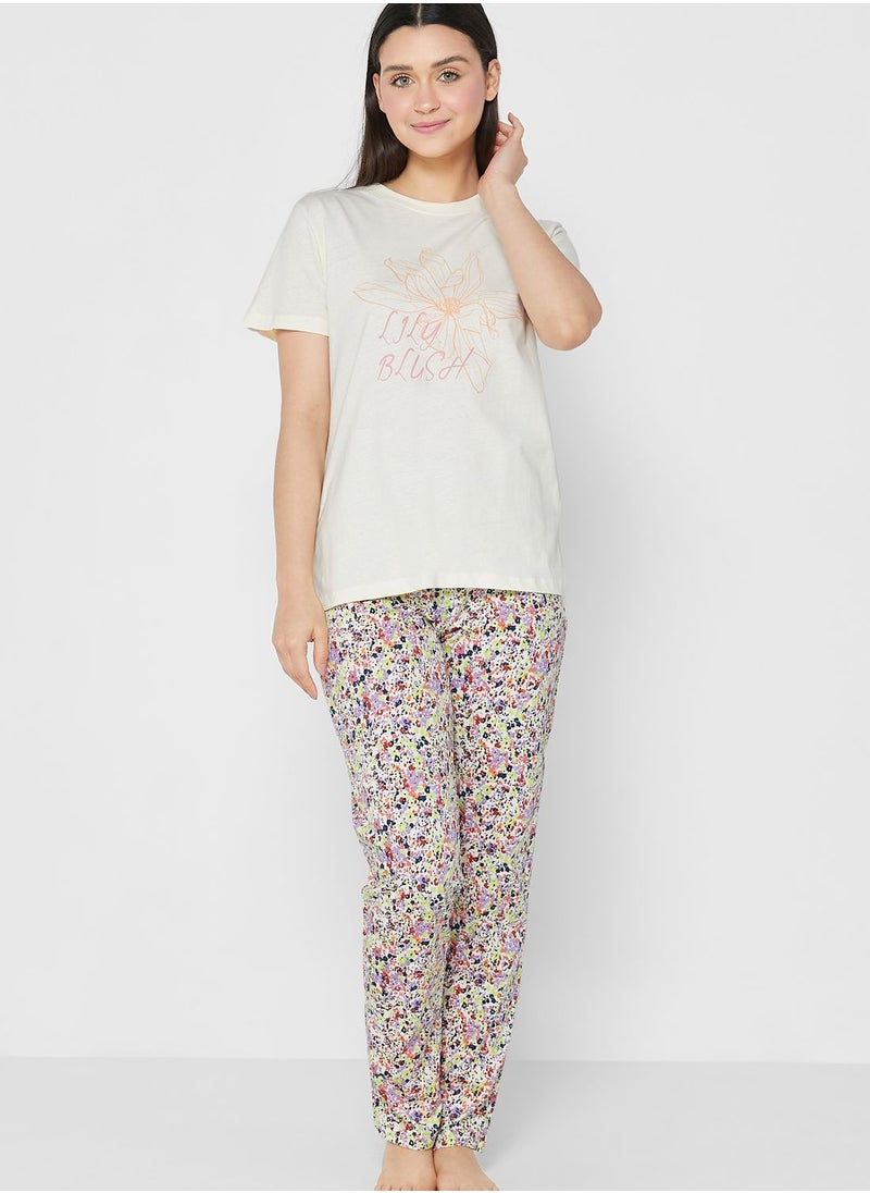 Ginger - Graphic Printed Pyjama Set - Image 1