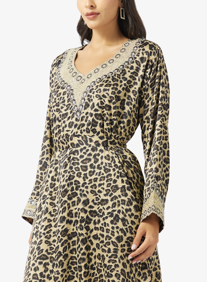 hayas closet Mixed Pattern Embroidery & Stonework And Belt Jalabiya - Image 3