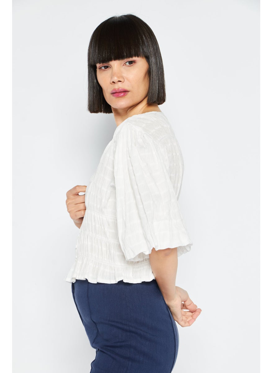 1 State Women V-Neck Short Sleeves Textured Top, White  - Image 4