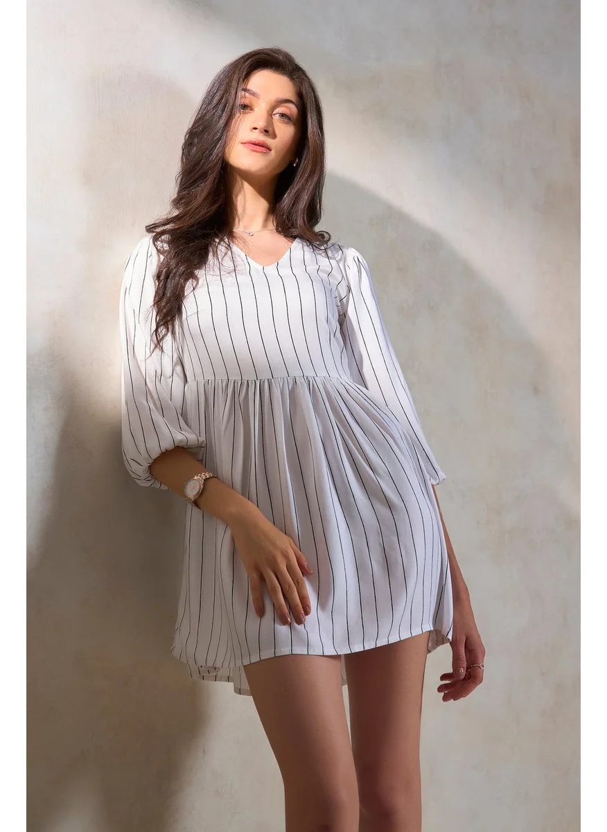 Virgio Virgio Vertical Striped Puff Sleeves V-Neck A-Line Dress
