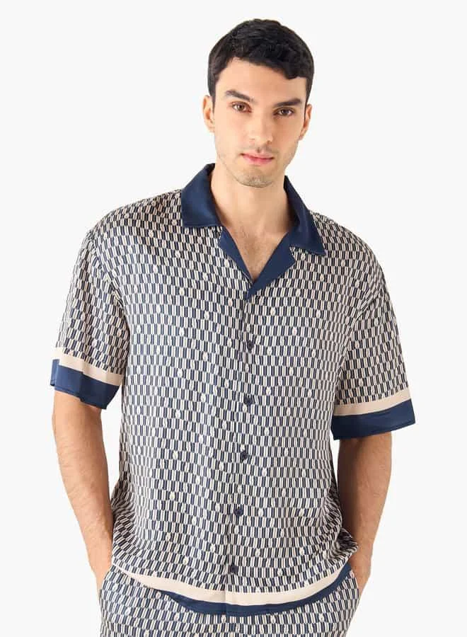 Emperor Emperor Printed Camp Collar Shirt with Short Sleeves