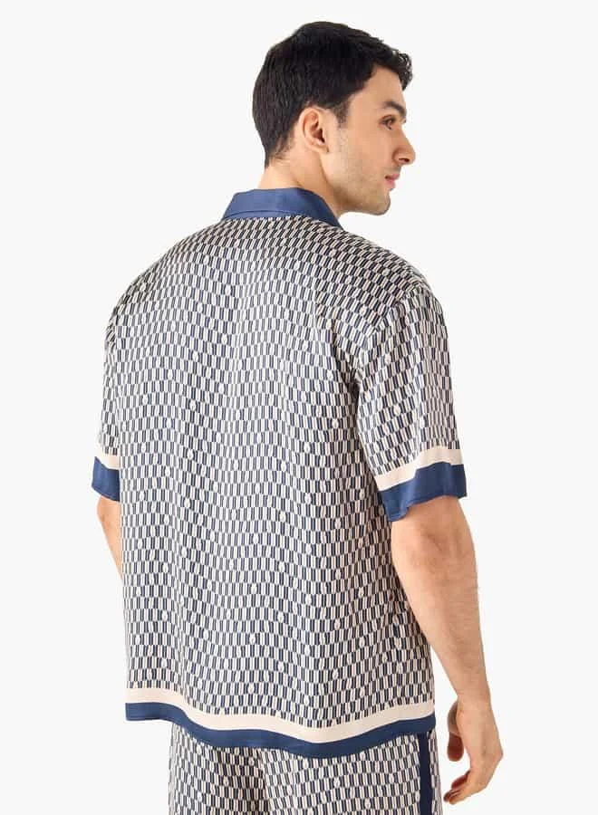Emperor Emperor Printed Camp Collar Shirt with Short Sleeves