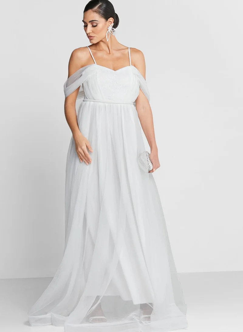 Namshi x Asoo Sweet Heart Neck Bardot Tulle Dress