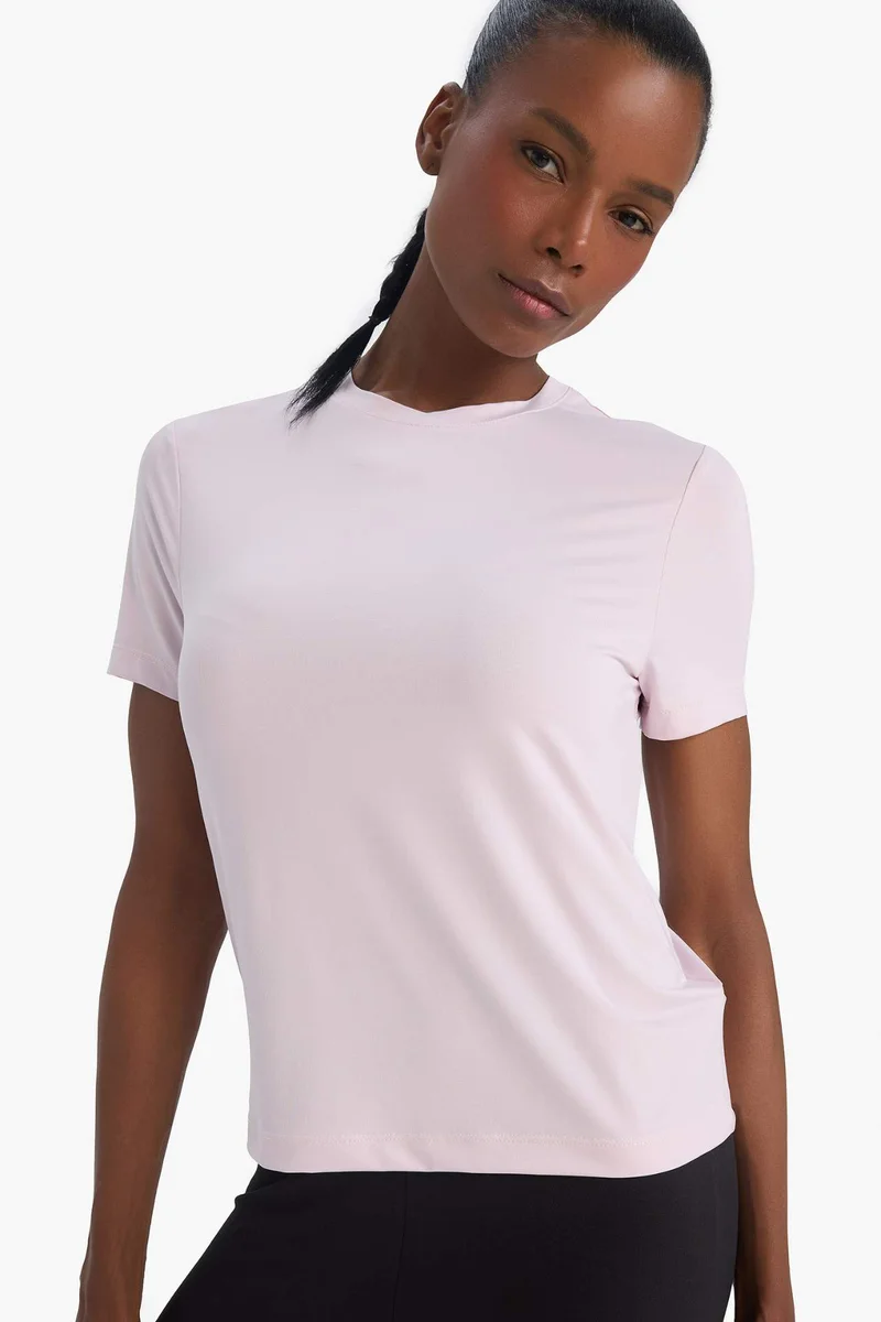 ديفاكتو DeFactoFit Standard Fit Crew Neck Sports T-shirt
