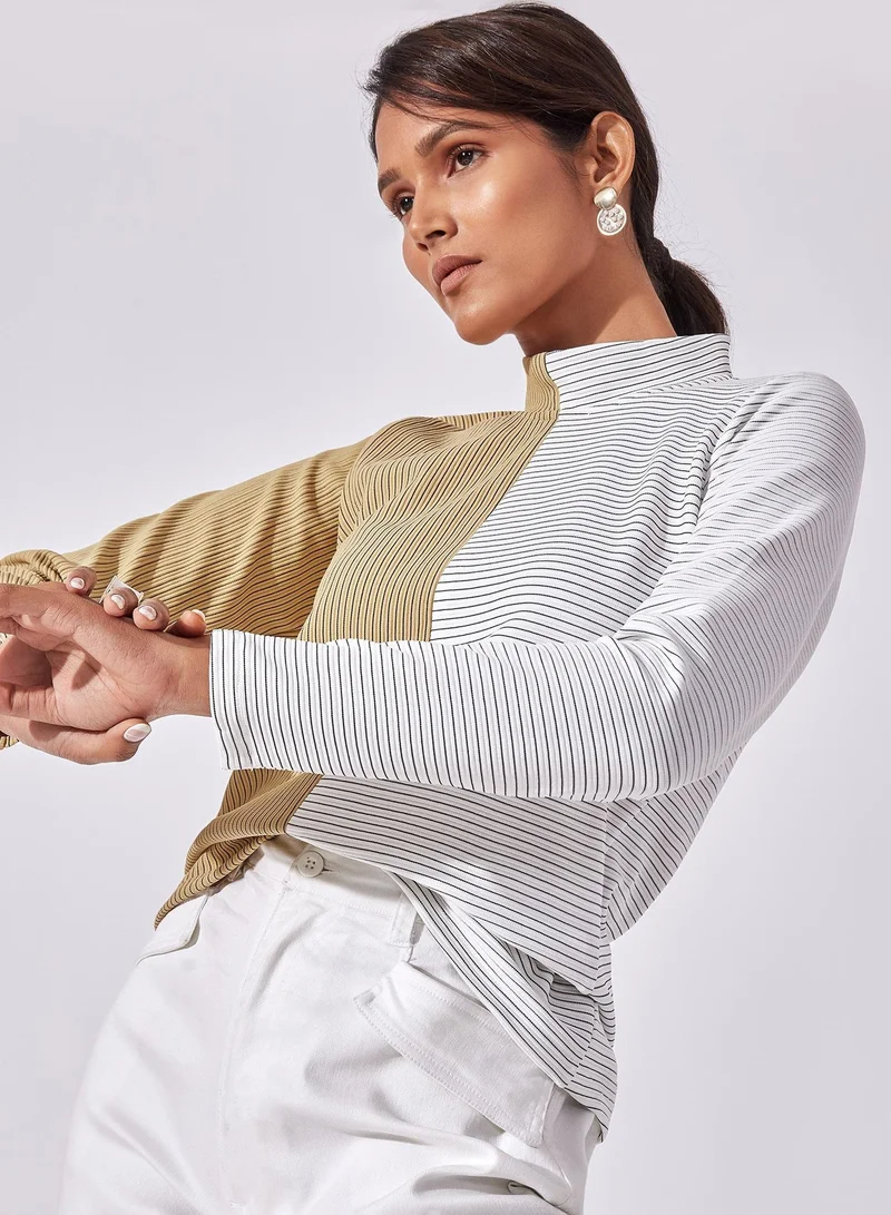 ذا ليبل لايف بلوزة بياقة عالية وألوان متضاربة