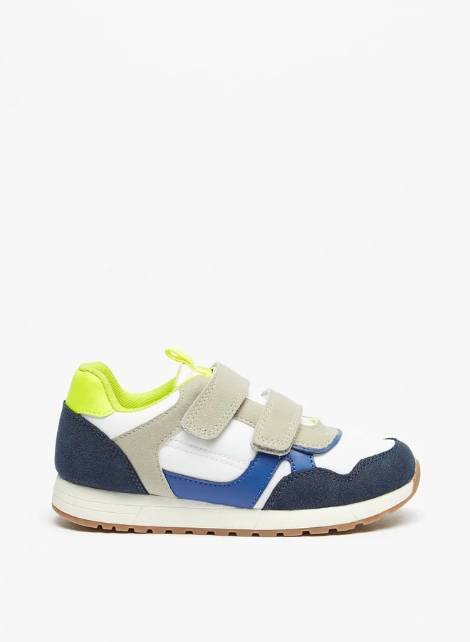 سيد دوتشيني Boys Panelled Sports Shoes with Hook and Loop Closure