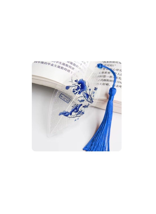 Generic “A stylish reading accessory with a nature-inspired design 