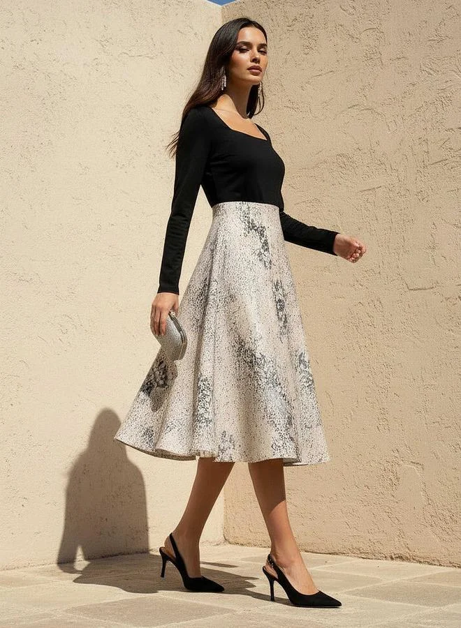 ايكونيك تنورة ميدي أي لاين أيقونية بسحاب