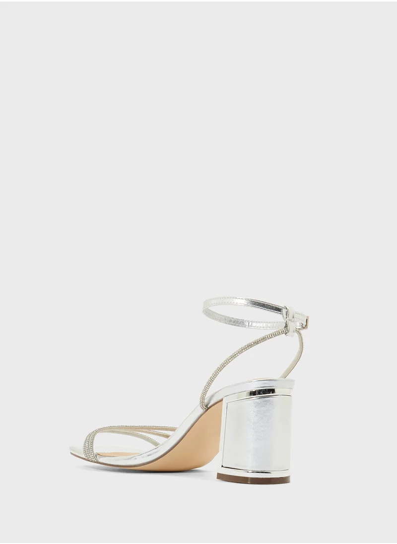 ترافل من نمشي Ankle Strap Diamante Strap Block Heel Sandal