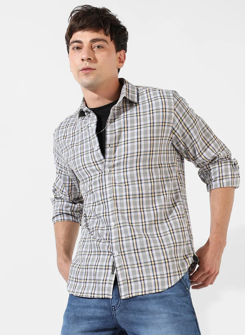 كامبوس سوترا قميص كاجوال متعدد الألوان للرجال بقصة عادية