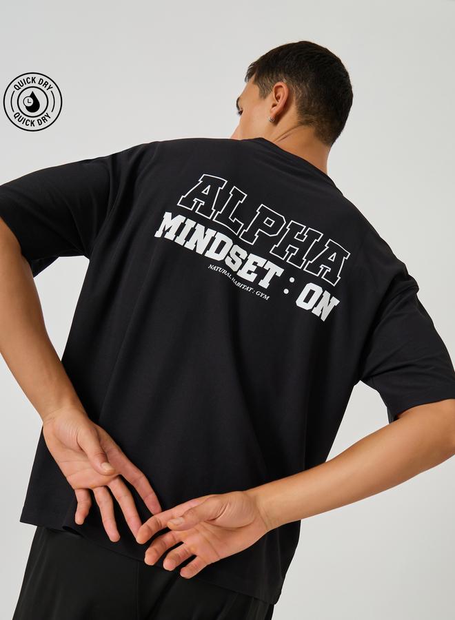 ستايلي اكتيف تيشيرت كبير بطبعة شعار من قماش المايكرو بيكيه - Image 3