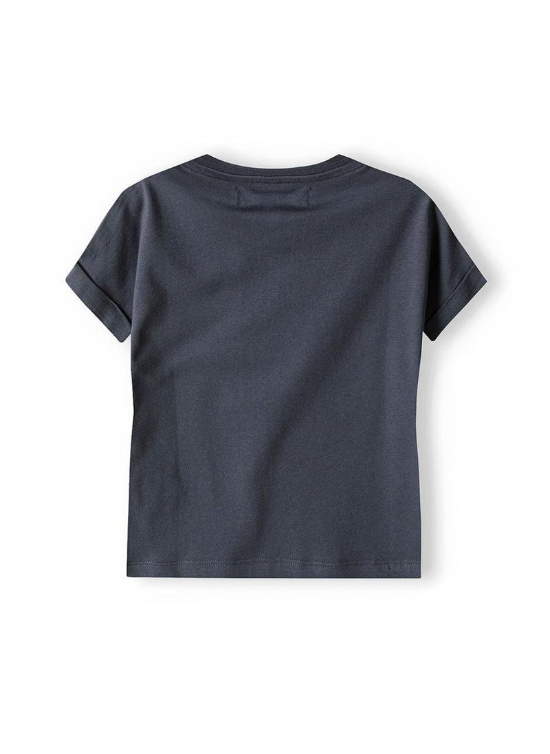 مينوتي تيشيرت بناتي بأكمام قصيرة وتفاصيل لامعة - Image 3