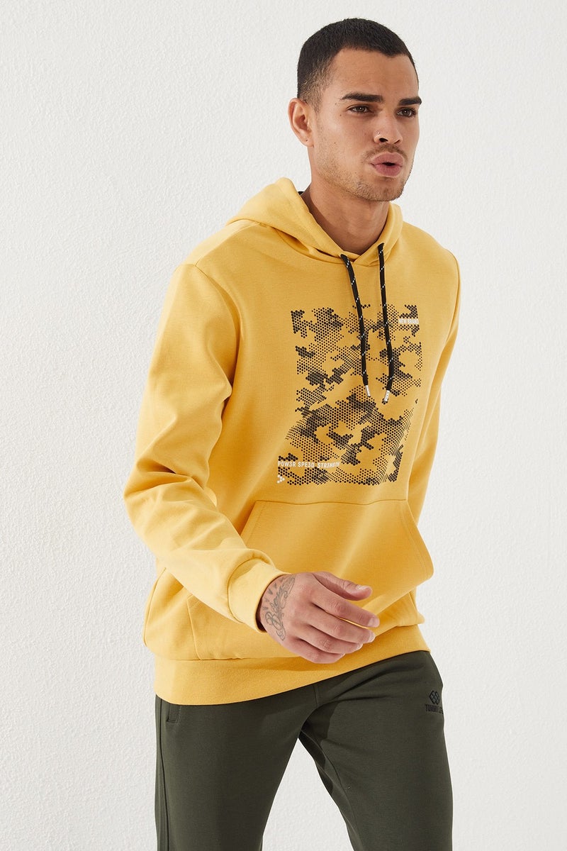 Mustard Men's Camouflage Pattern Printed Standard Fit Hooded SWEATSHIRT-87884