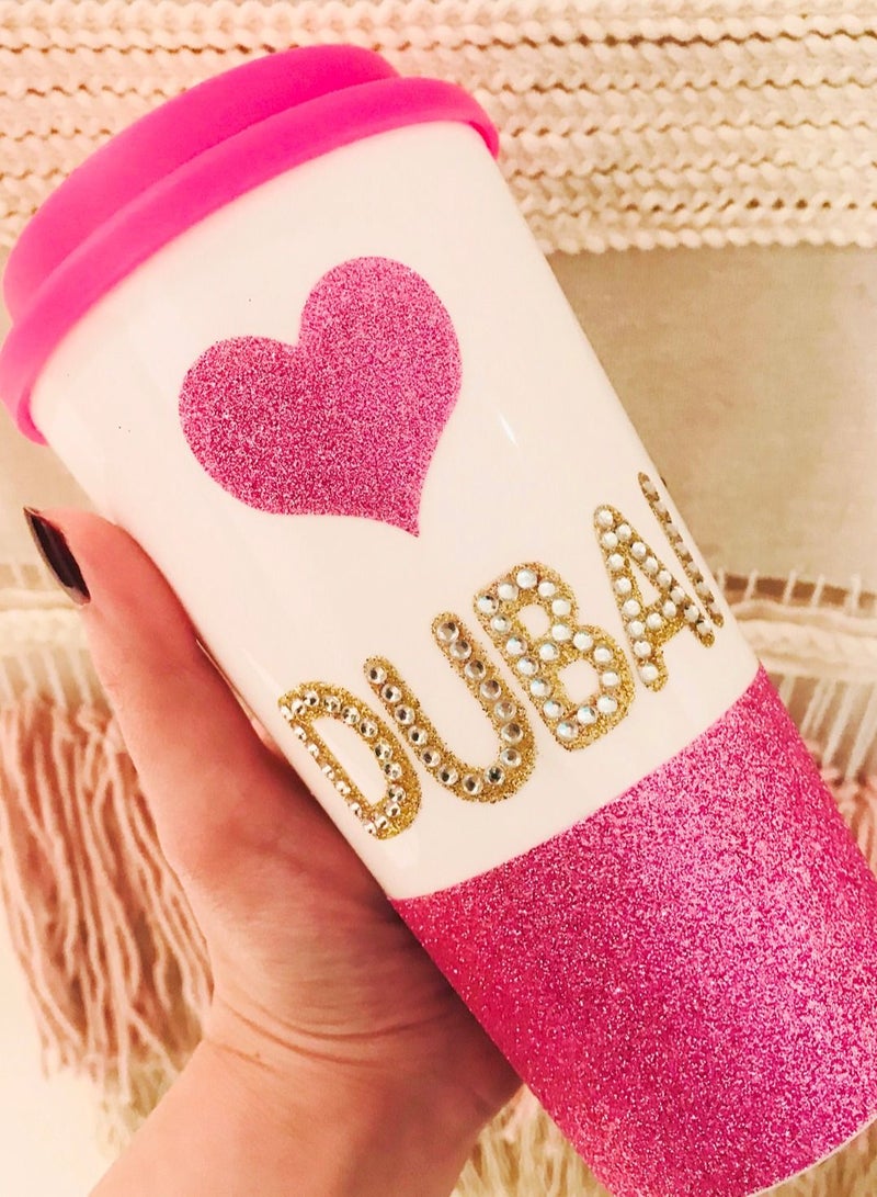 سلة كوب بتصميم مميز مع كلمة (دبي) وقلب مزيّن بفصوص لامعة وقلتر 16 اونصه - Image 4