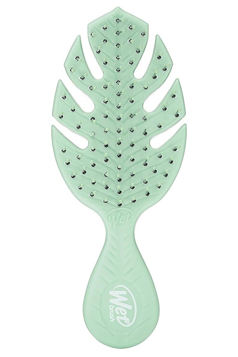 Wet Brush Go Green Hair Detangler - Image 1