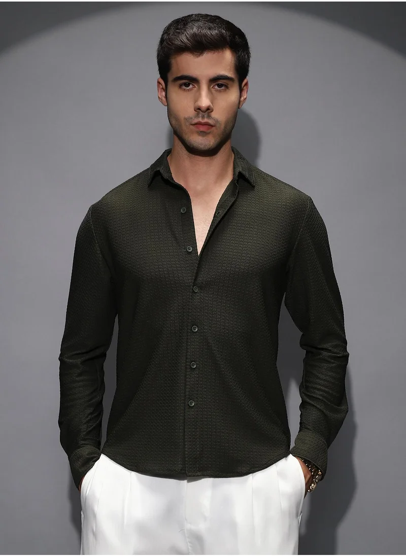 كامبوس سوترا Men's Seaweed Green Gridveil-Tactile Shirt For Casual Wear | Spread Collar | Long Cuffed Sleeves | Button Closure | Shirt Shirt Crafted With Comfort Fit For Everyday Wear
