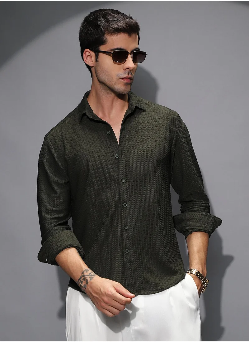 كامبوس سوترا Men's Seaweed Green Gridveil-Tactile Shirt For Casual Wear | Spread Collar | Long Cuffed Sleeves | Button Closure | Shirt Shirt Crafted With Comfort Fit For Everyday Wear