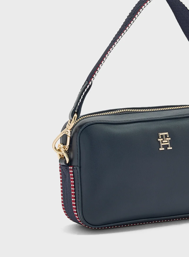 تومي هيلفيغر Logo Detail Top Handle Flap Over Crossbody