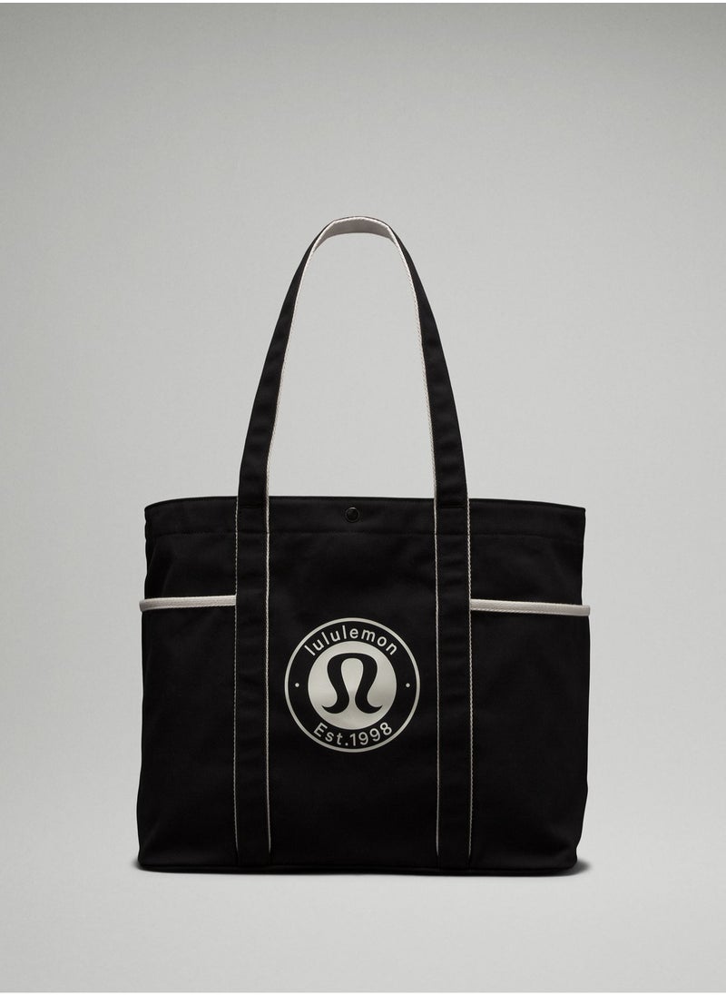 Lululemon - Lululemon Daily canvas bag with multiple pockets - Image 1
