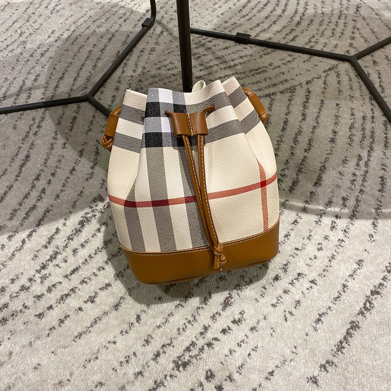 Contrast Color Bucket Bag 2023 Korean Version Of The New Simple Women'S Bag Shoulder Messenger Bag Plat Bag Casual Small Bag - Image 1