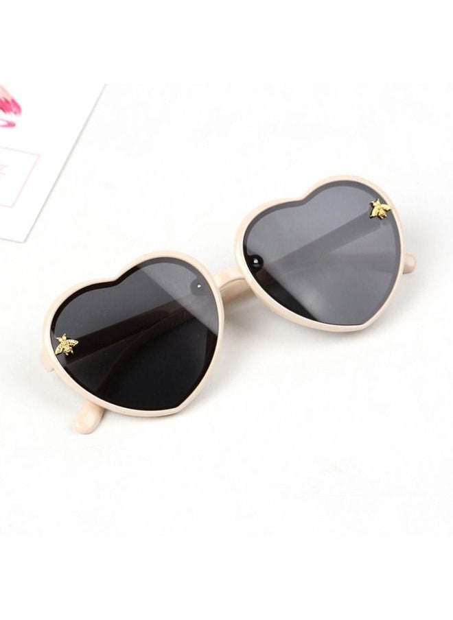 Generic - Heart Shaped Children's Sunglasses, Gradient Lenses, Jelly Frame, Boys And Girls' Sunglasses, 2-10 Years Old UV400 Protective Bee Frame, Children's UV Resistant Sunglasses - Image 1