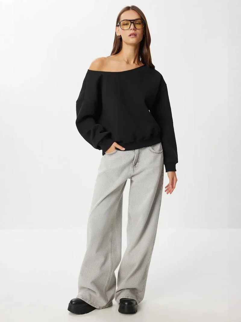 Lovely Istanbul ISTANBUL Asymmetrical Collar Sweatshirt