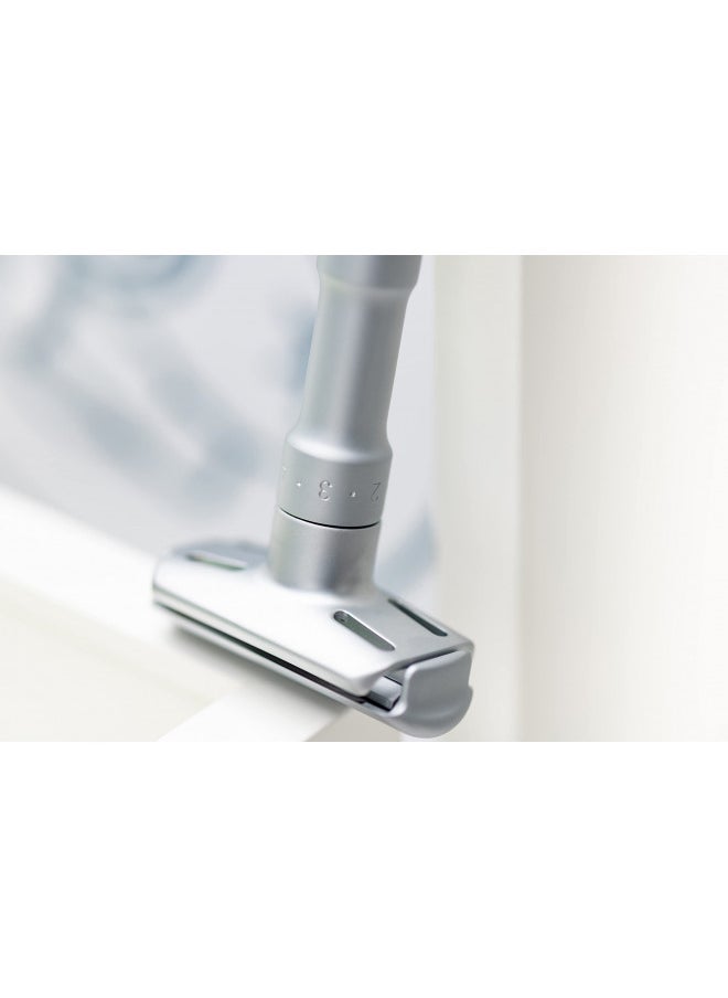 Merkur Razor Adjustable Futur Brushed Chrome Safety Razor, MK-700002 , 1 Count (Pack of 1)