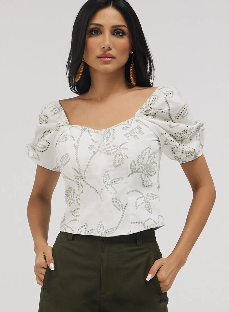 Zigzag Front Open Cutlon Top