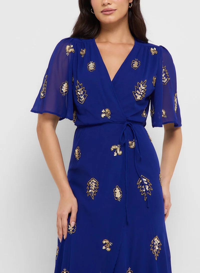 Hope & Ivy Embroidered Chiffon Dress
