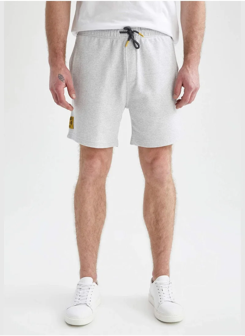 ديفاكتو Slim Fit Tie Waist Printed Short