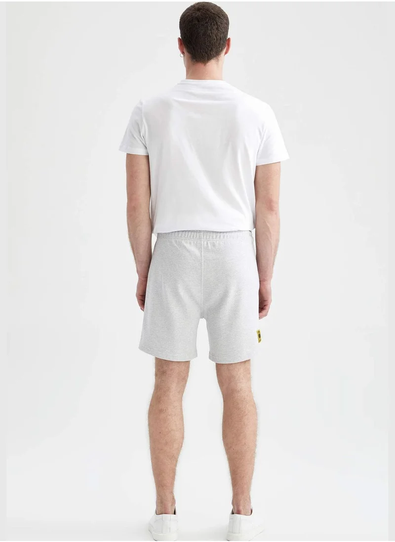 ديفاكتو Slim Fit Tie Waist Printed Short