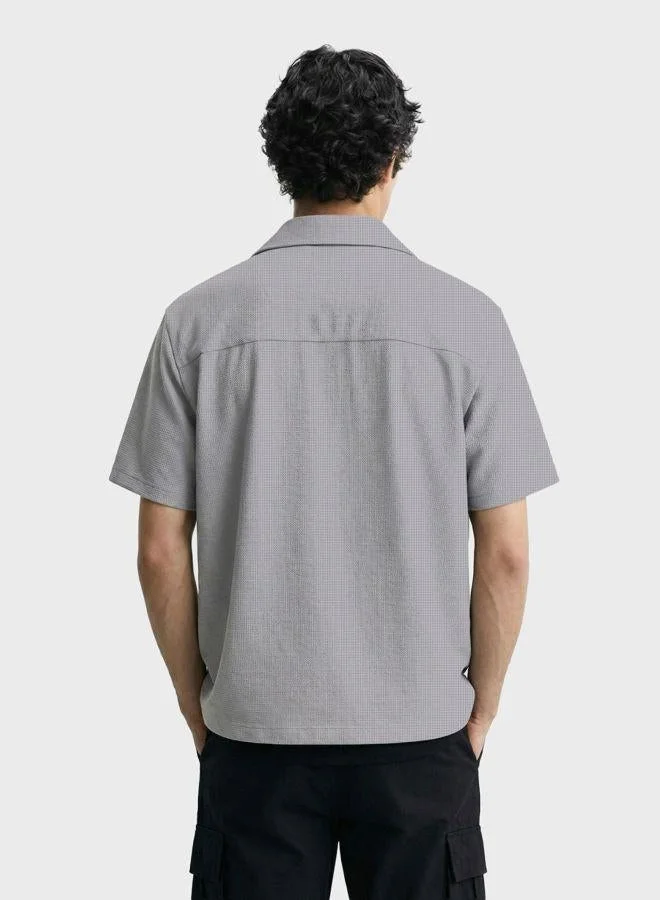 The Indian Garage Co Men Boxy Fit Textured Cuban Collar Half Sleeves Shirt