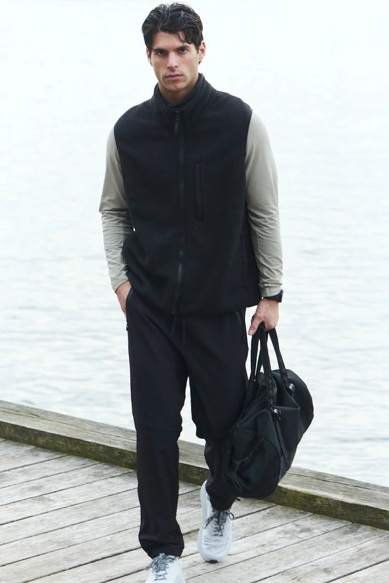 اتش اند ام جيليه رياضي من التيدي بقصّة عادية