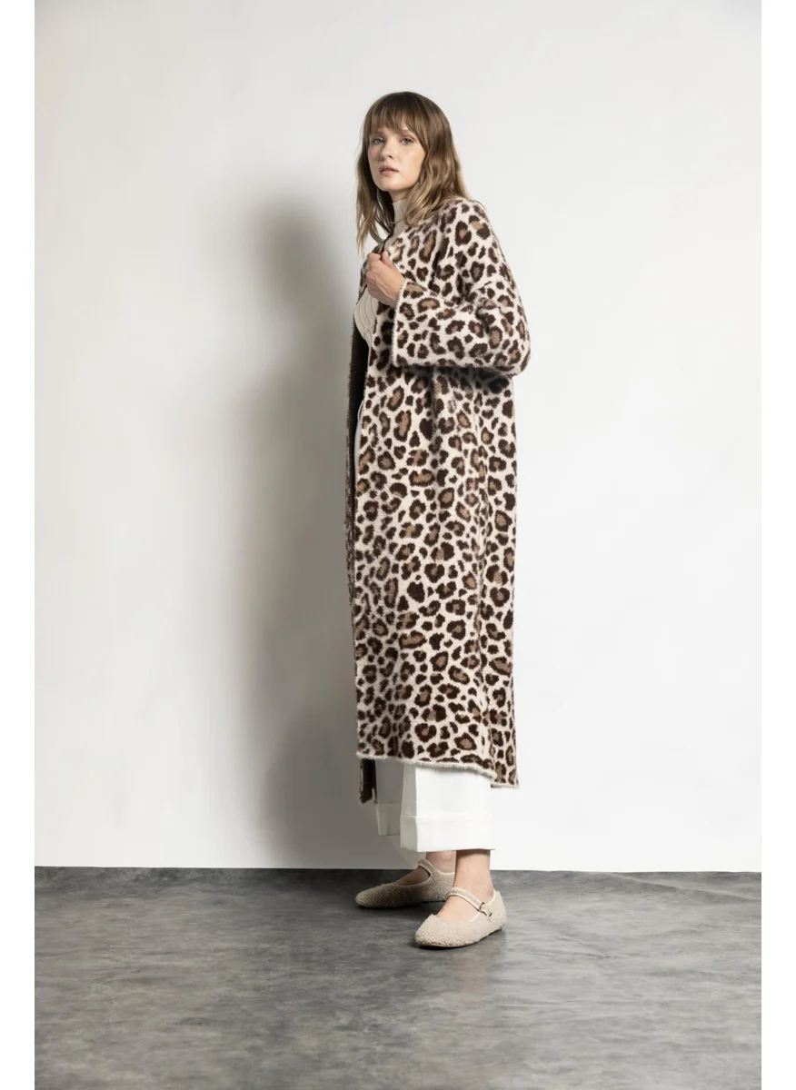 Tena Women's Stone Leopard Patterned Long Cardigan