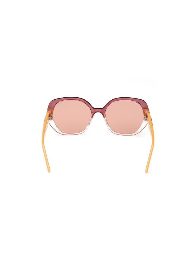 GUESS نظارات شمسية هندسية حقن GU7911 للنساء مقاس 55، برتقالي/مخطط - Image 4