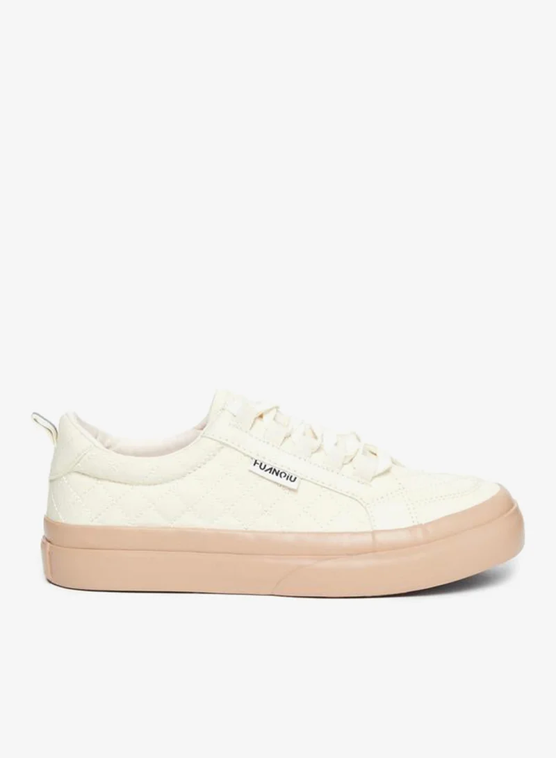 ستايلي اكتيف حذاء سنيكرز بمظهر مُبطن